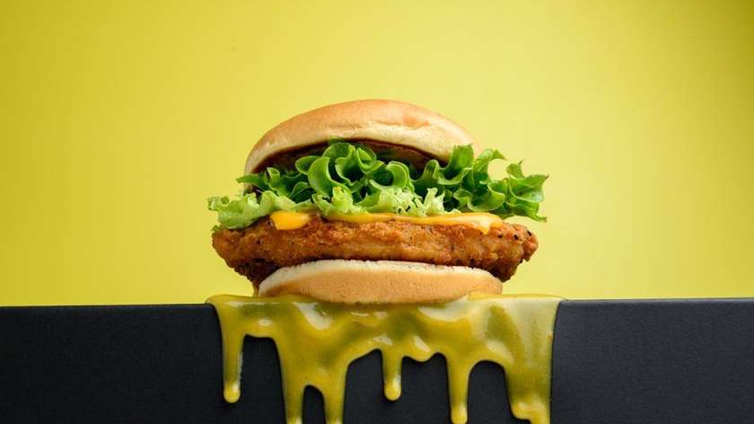 16. Miami Heat Burger 🌴🍗🍔