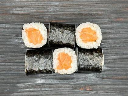 Salmon Maki