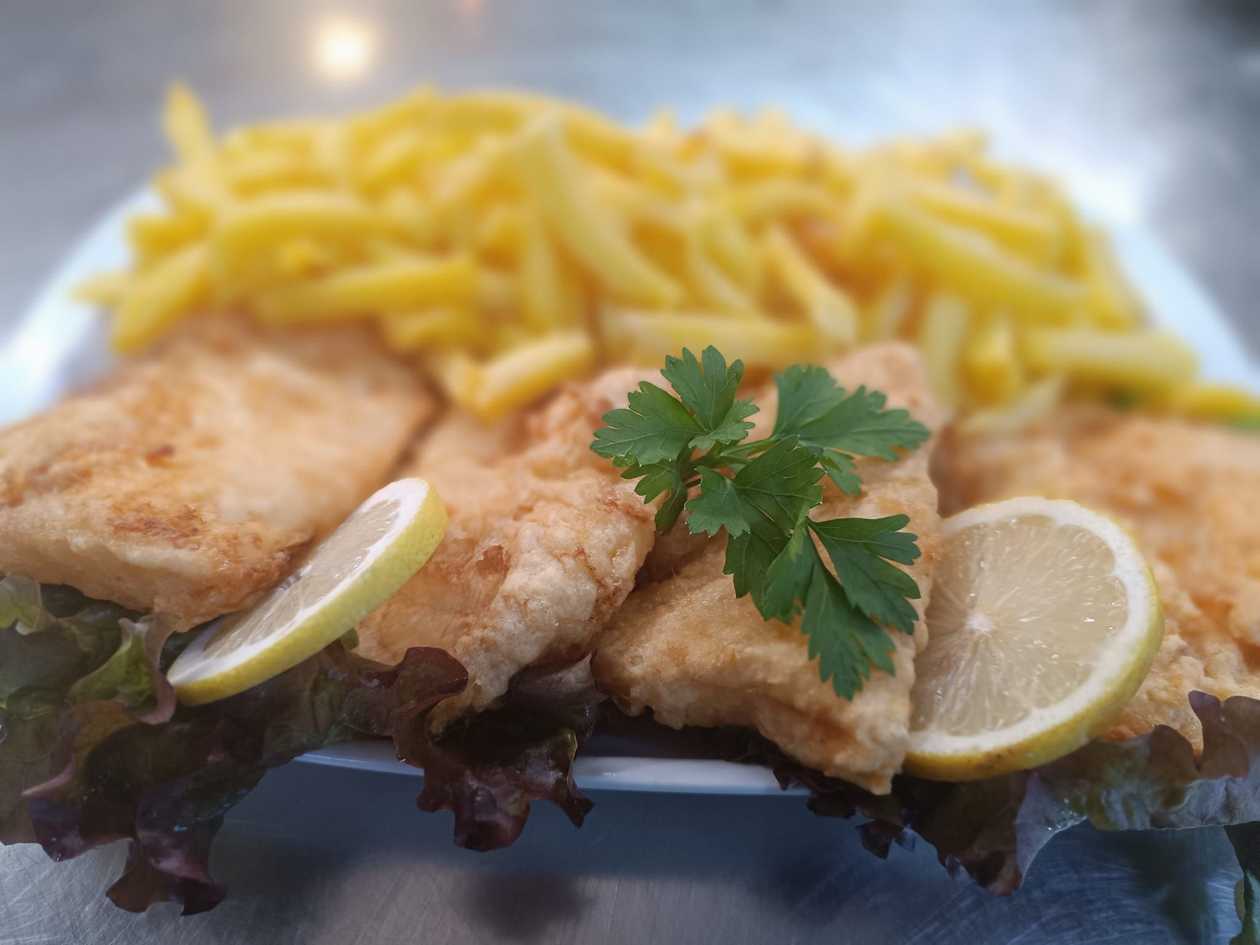 Filetes de Pescada  C/ Arroz de Legumes