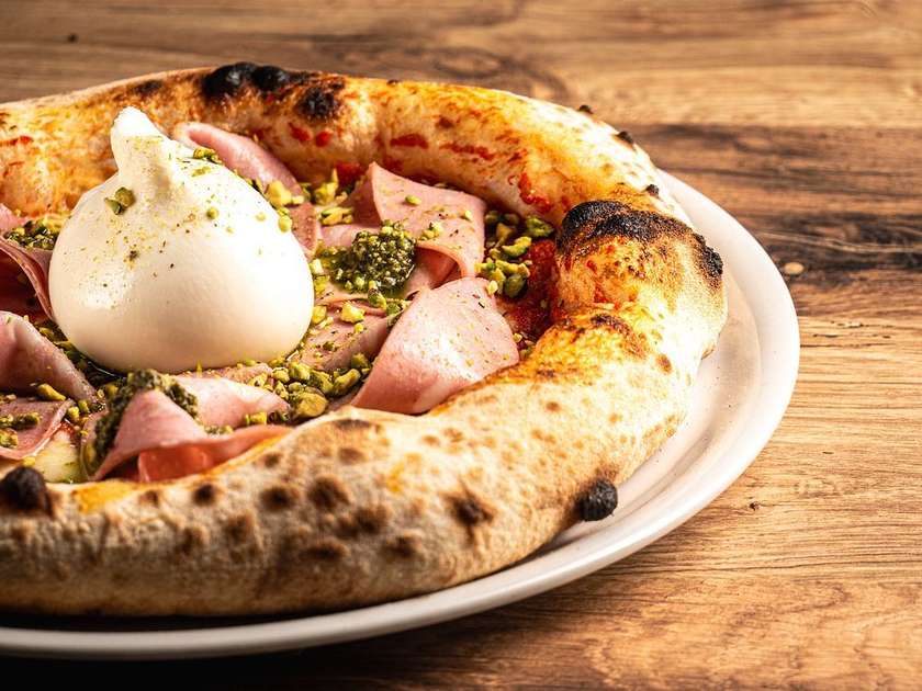 Mortadella e pistachio