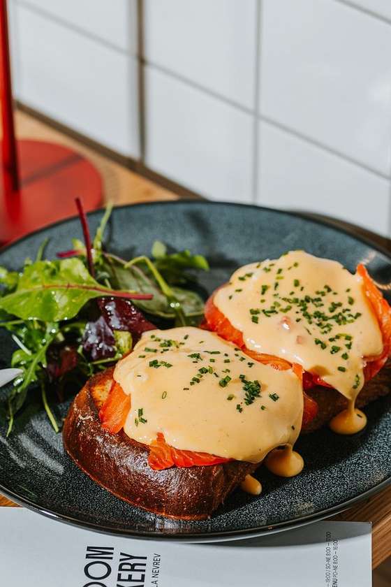 Eggs Benedict with Salted Salmon
