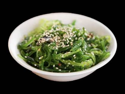 SAŁATKA GOMA WAKAME