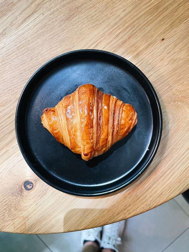 Mini Croissant with Raspberries (35g)