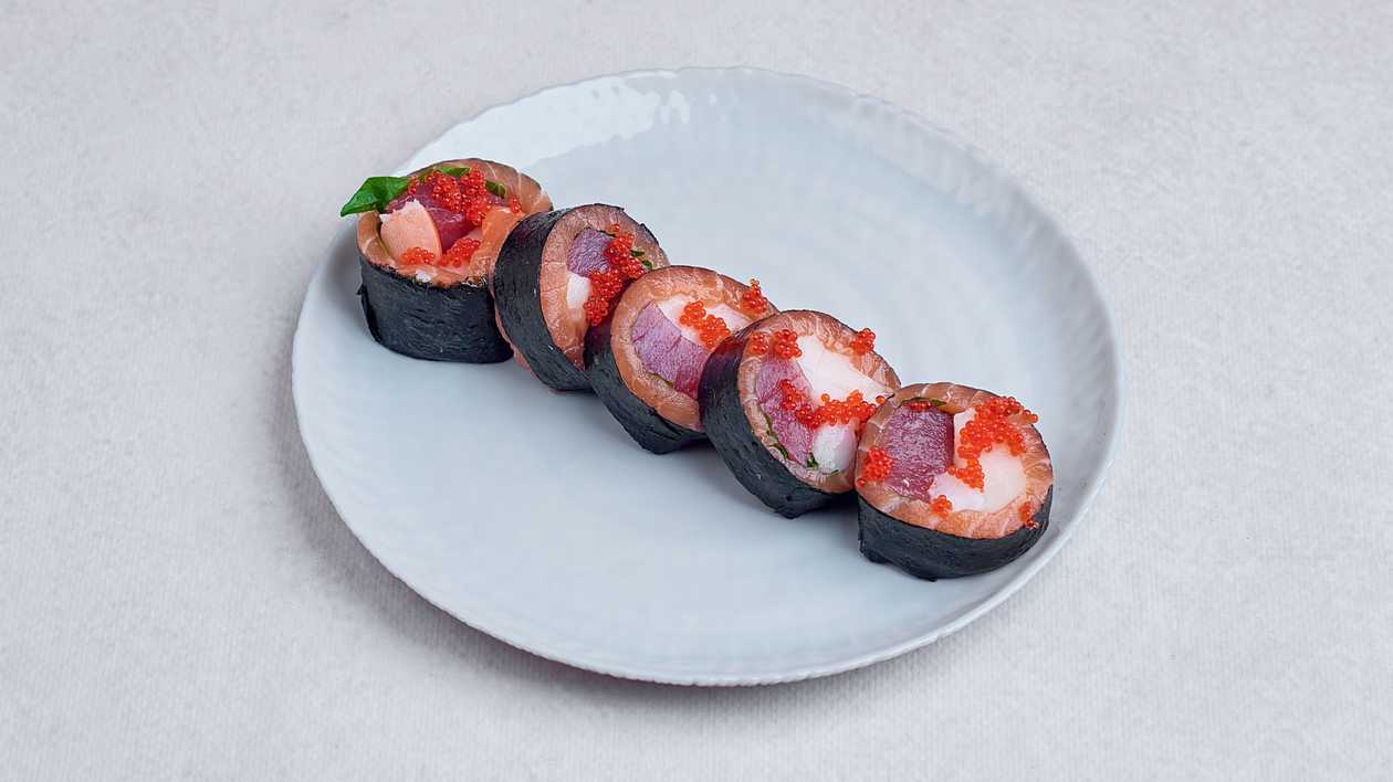 Sashimi roll