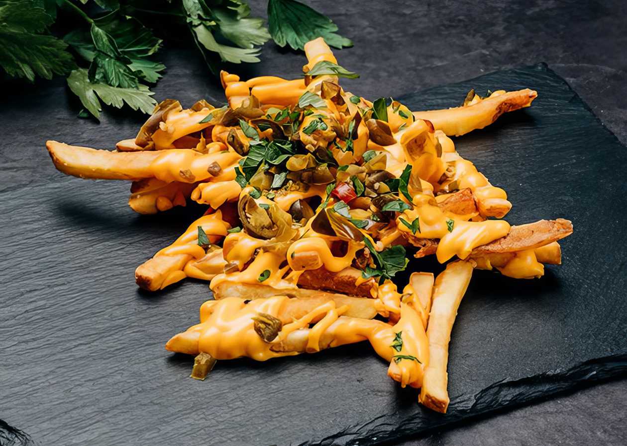 Cheesy Jalapeño Fries