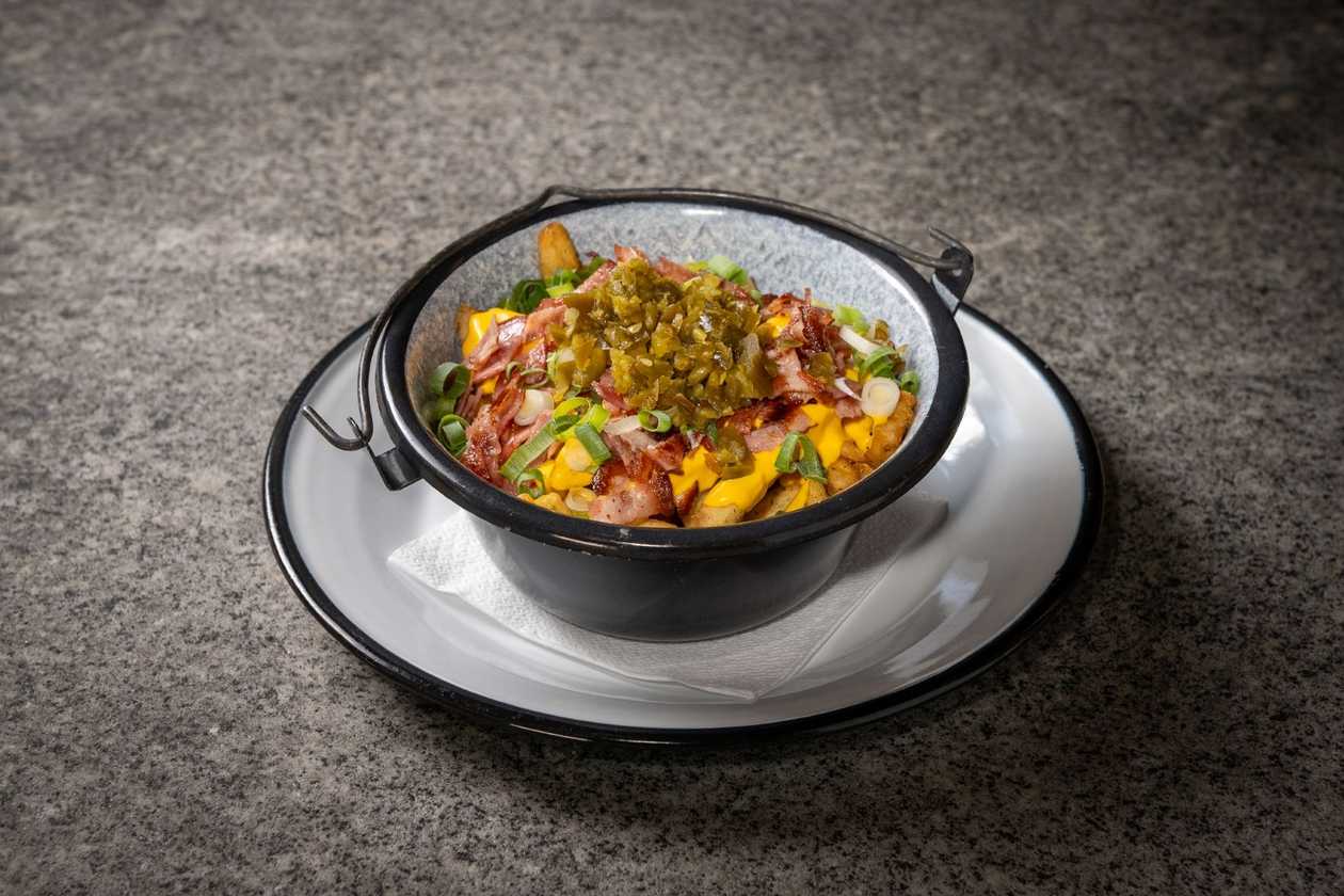 Cartofi Încărcați cu Bacon Proletar și Jalapeno