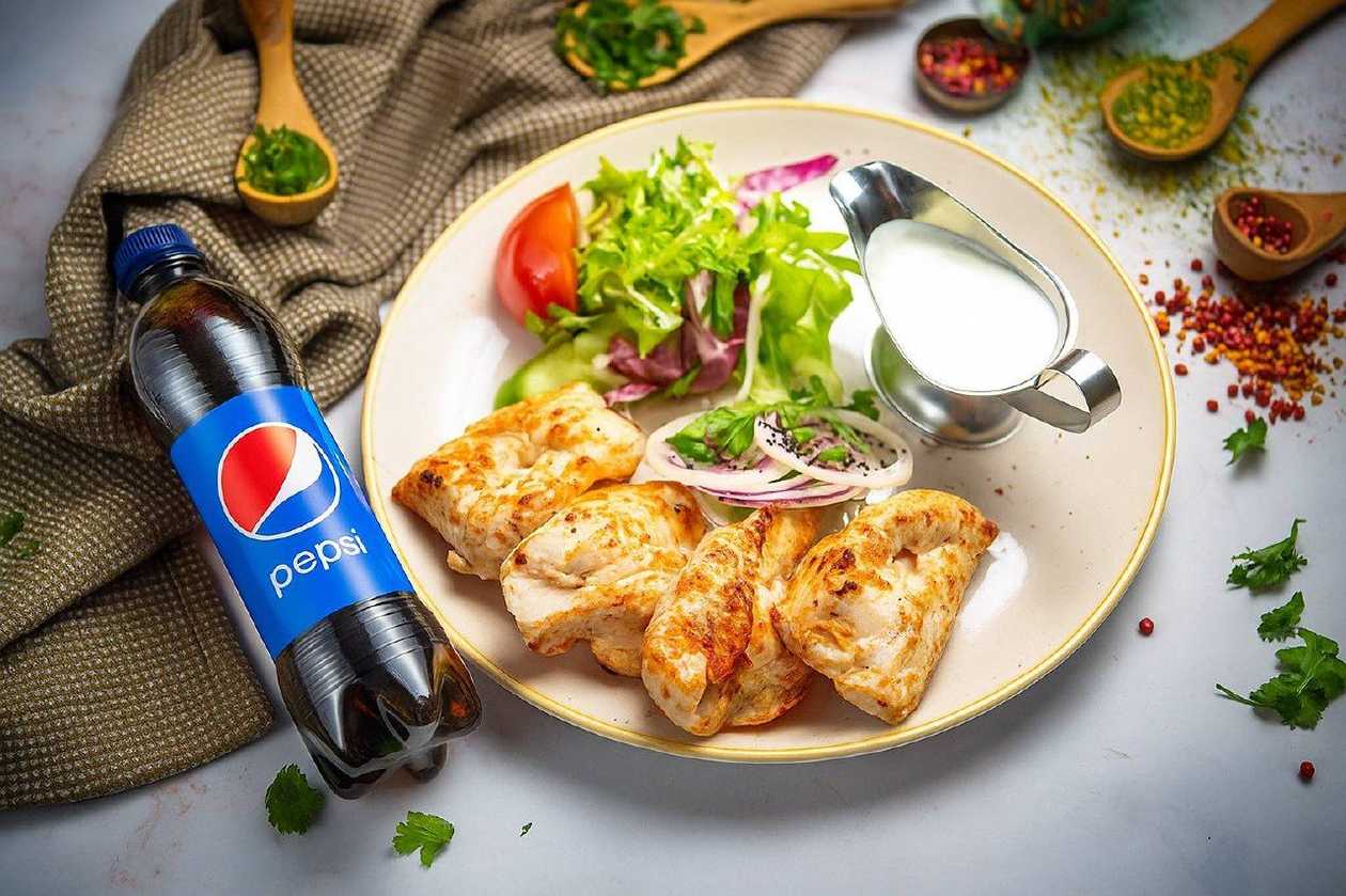Šašlõkk kalkuni fileest + Pepsi 0.5 l