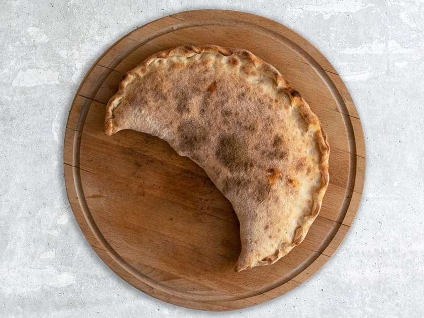 Mumbai calzone