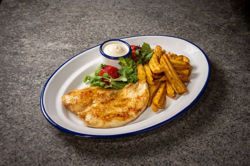 Grill de Pui Socialist cu Sos Feta