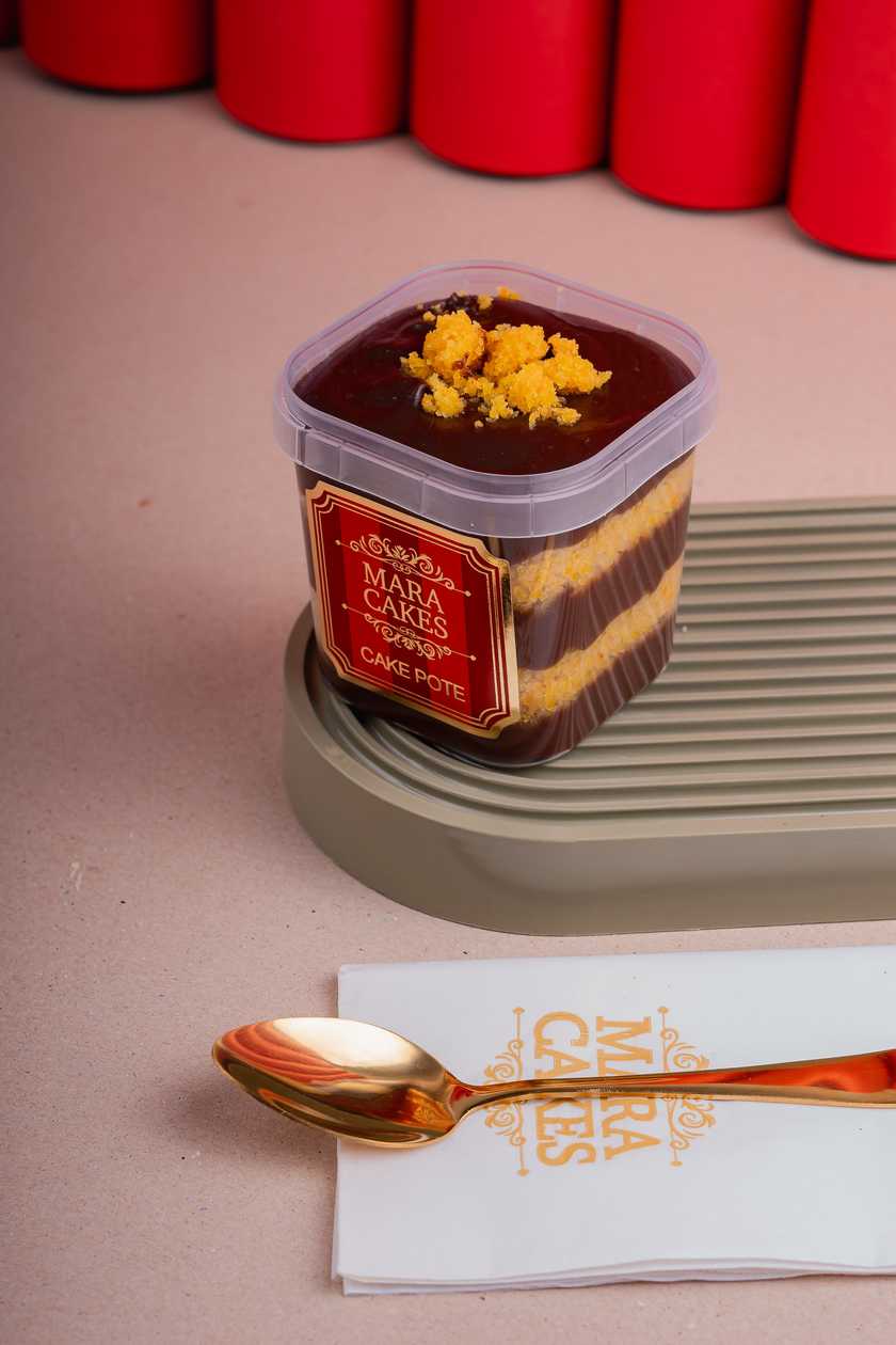 Bolo no Pote Cenoura com Chocolate ao Leite