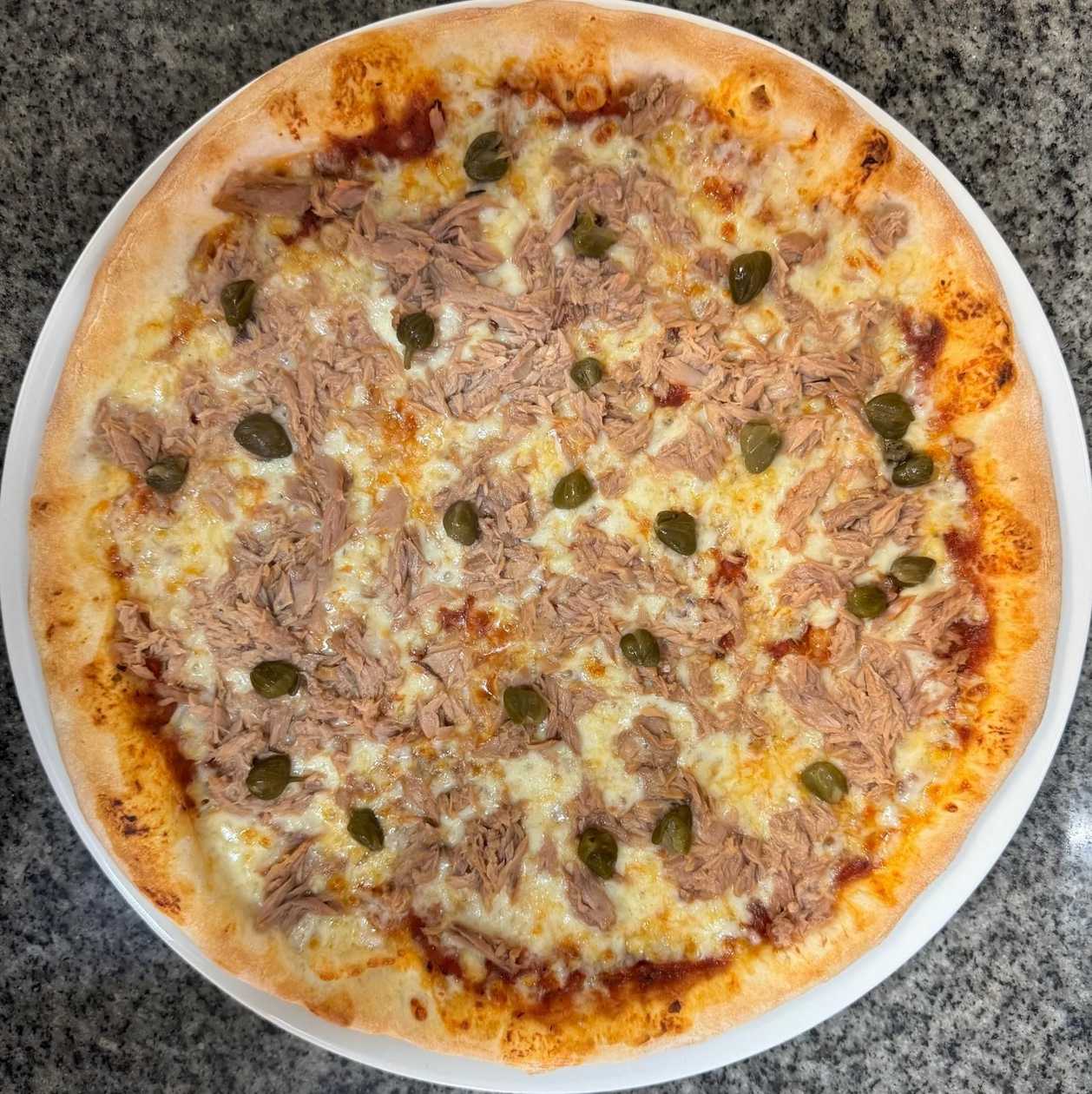 Tuna Pizza