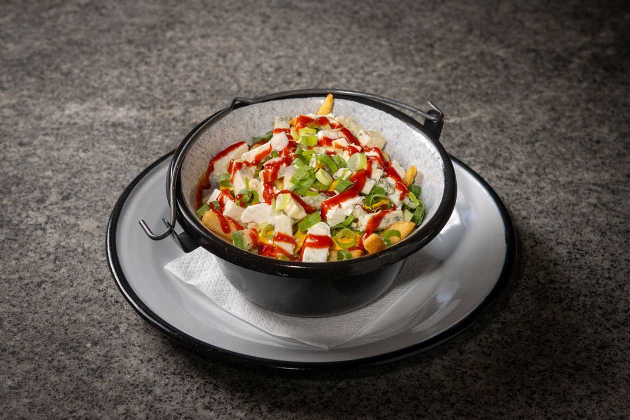 Cartofi Încărcați cu Cașcaval Picant Socialist