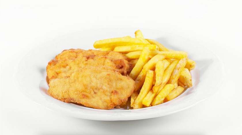 Chicken Schnitzel with Fried Chips