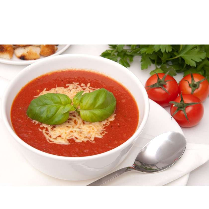 61. Talianska paradajková polievka s mozzarellou