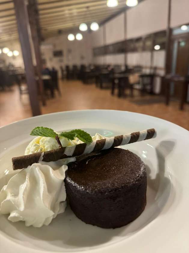 LAVA CAKE CU ÎNGHEȚATĂ (170g)