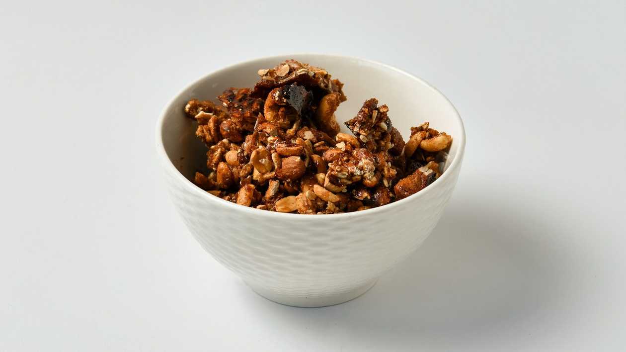 Gochujang Sticky Nuts