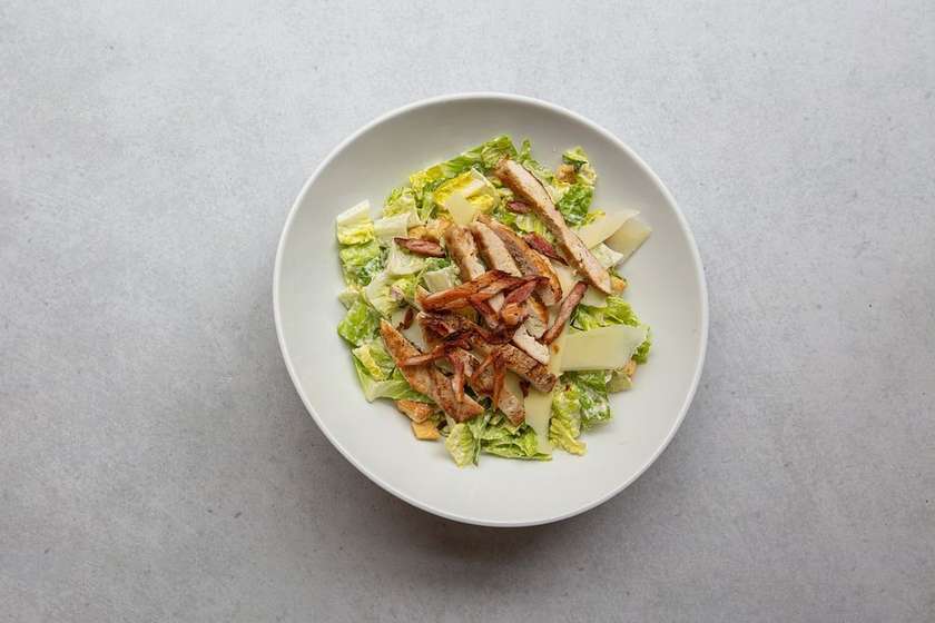 350g Caesar salad with chicken