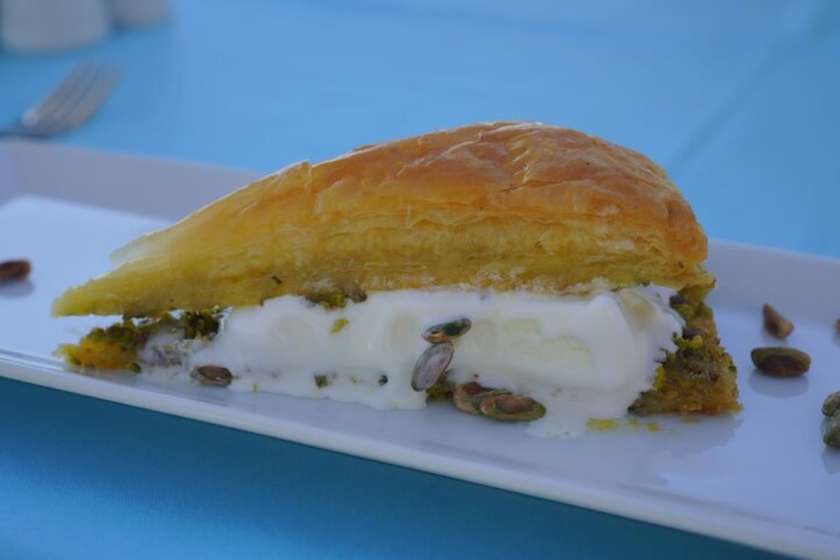 Dondurmali Havuc Baklava