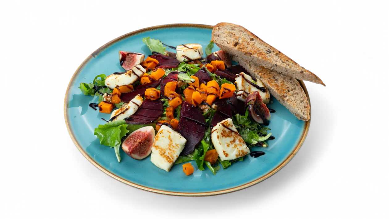 Šalát s halloumi syrom