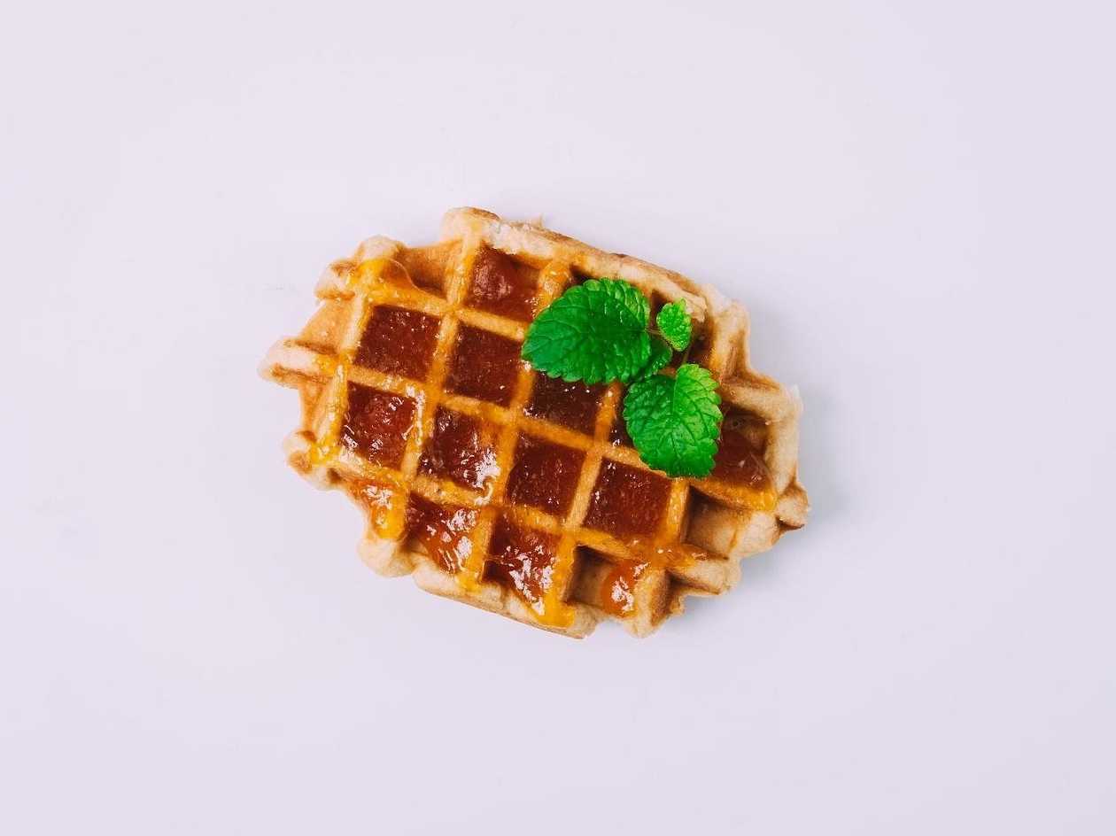Vafle s meruňkovou marmeládou