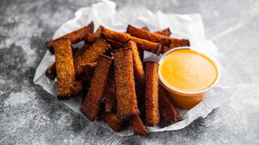 Küüslauguleivad kastmega