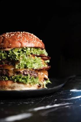 Menu: 144. Double Beef King domáce hranolky(100g) + dresing