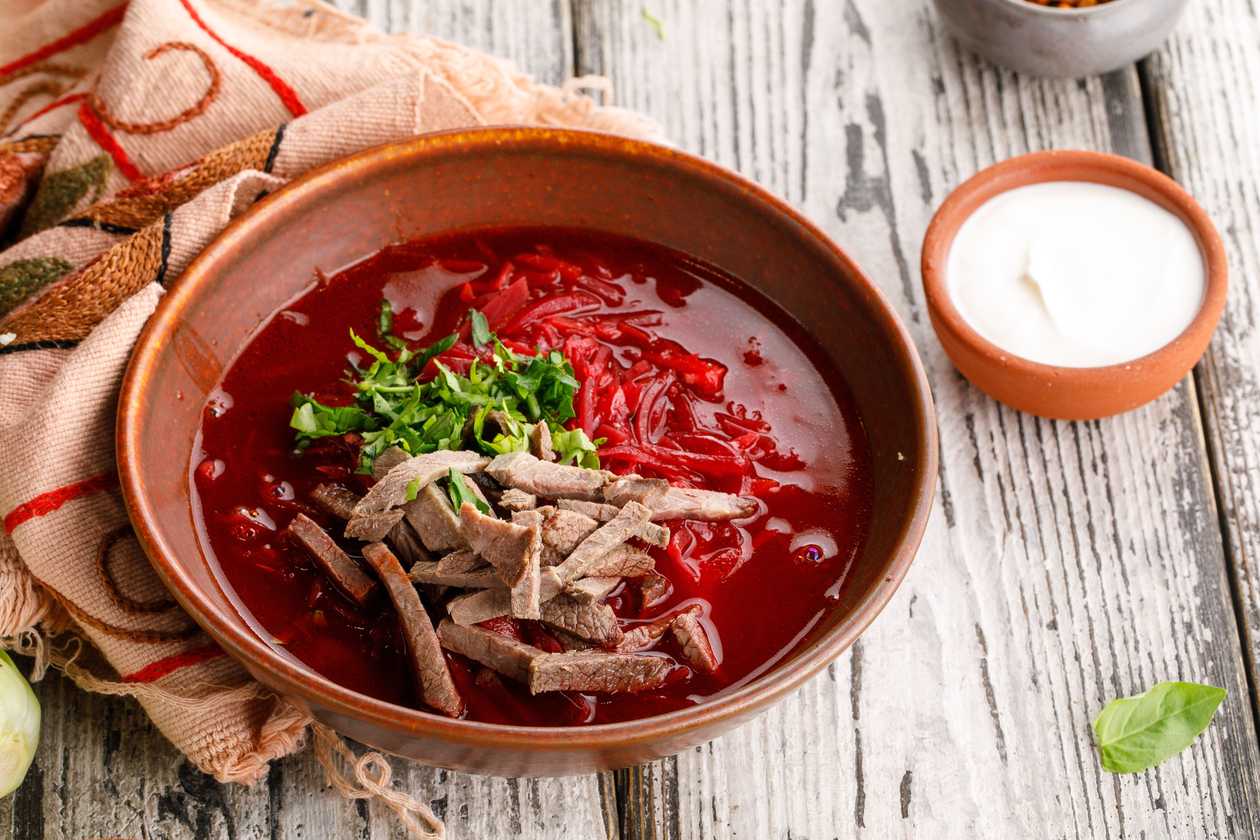 Borsch with beef meat