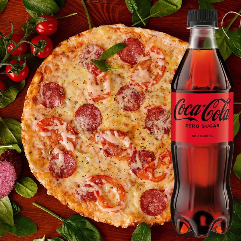 Pepperoni pica 32cm + 0,5l Coca - Cola