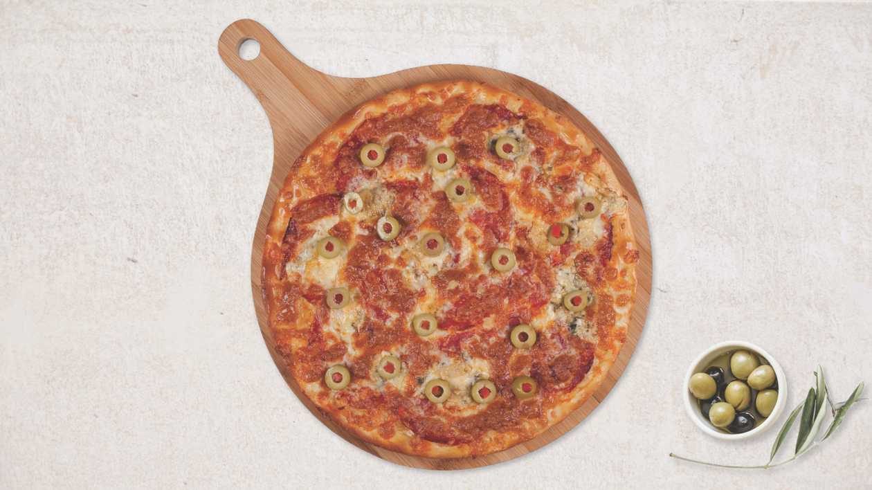 Pizza Formaggio e Pepperoni L