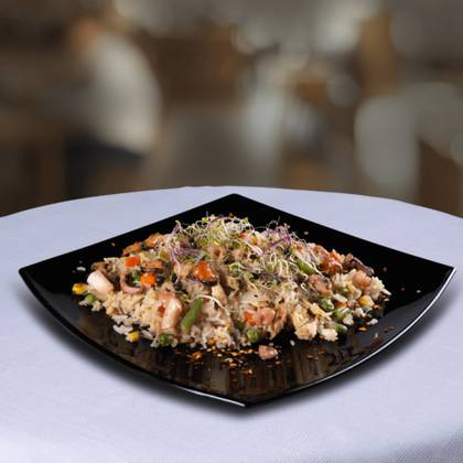 Orez chinezesc cu fructe de mare 400g