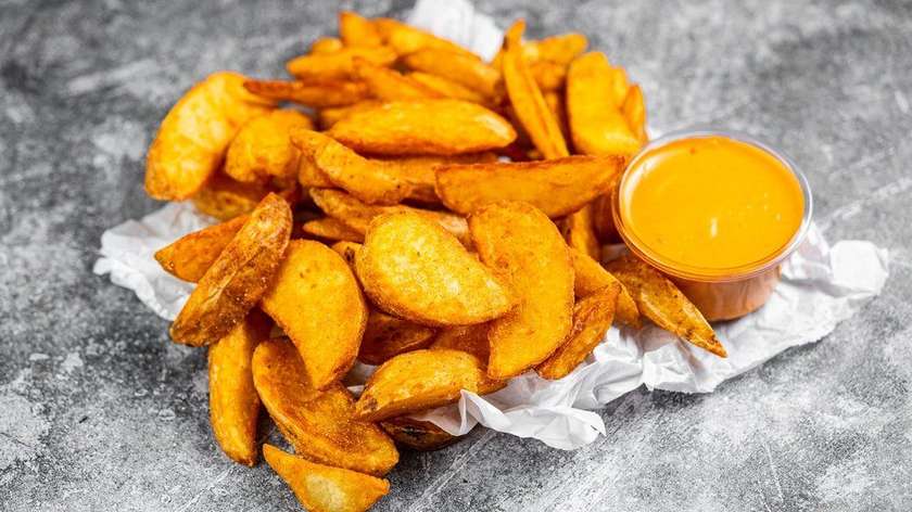 Mundris kartulid kastmega