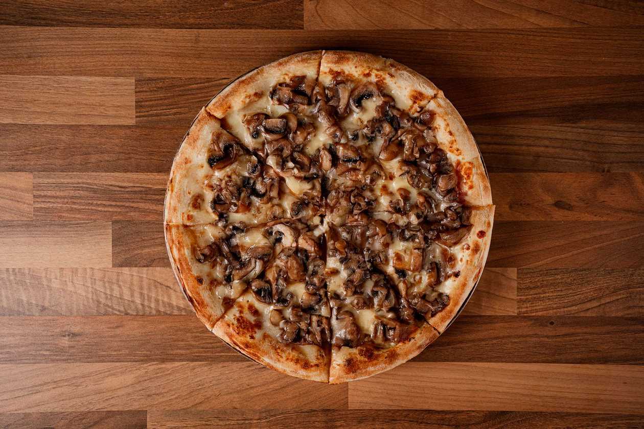 FUNGHI PIZZA