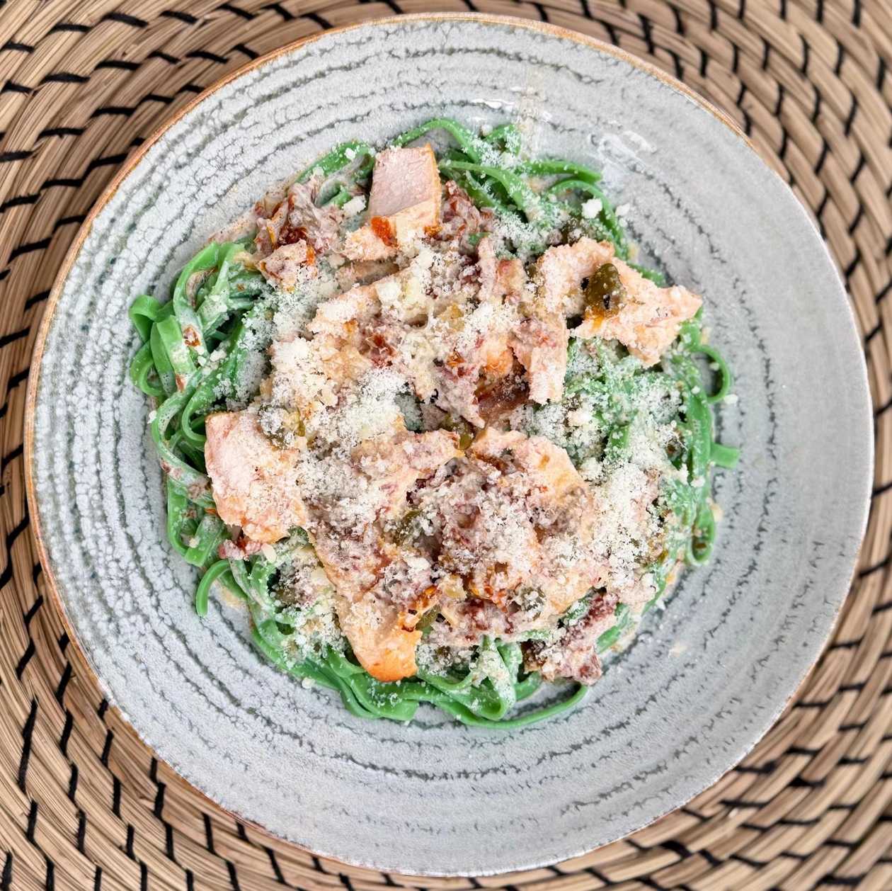 Tagliatele cu somon a la Toscana