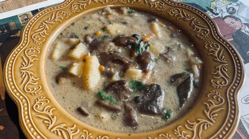 Grzybowa z ziemniakami