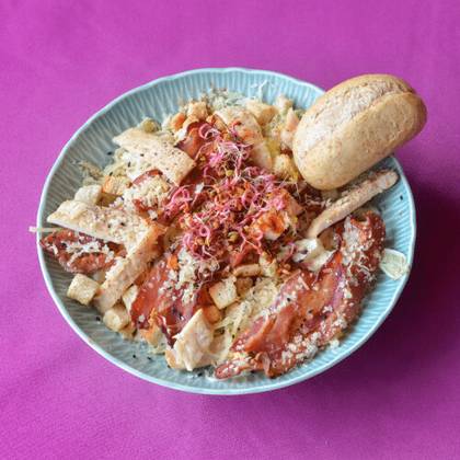 Sałatka Cezar z Bekonem