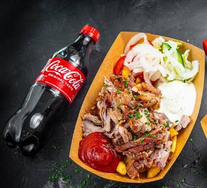 Kebabi eine kartuliga L-suurus + Coca-Cola 0,5 l