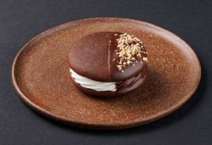 Biscuiți cu cremă de brânză și mere