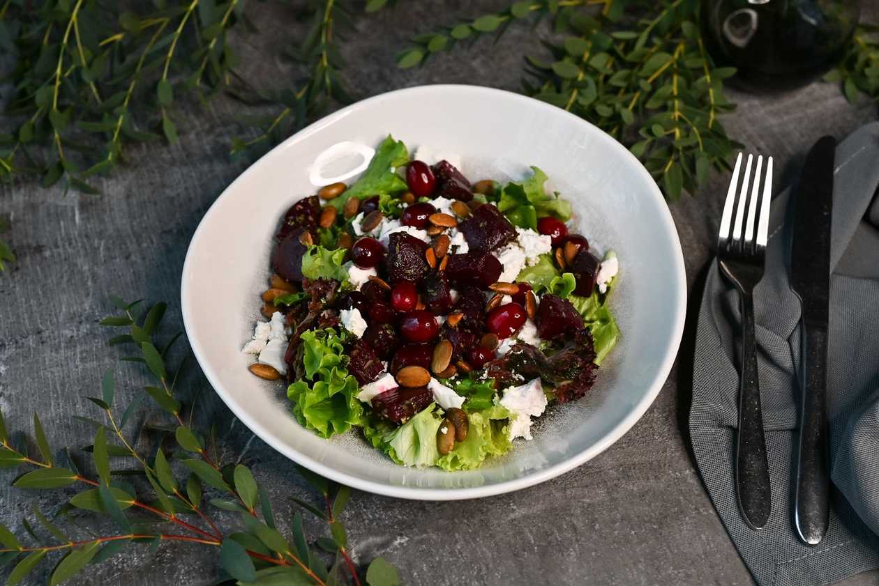 'Buche' goat cheese salad