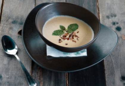 Supă cremă de conopidă cu bacon