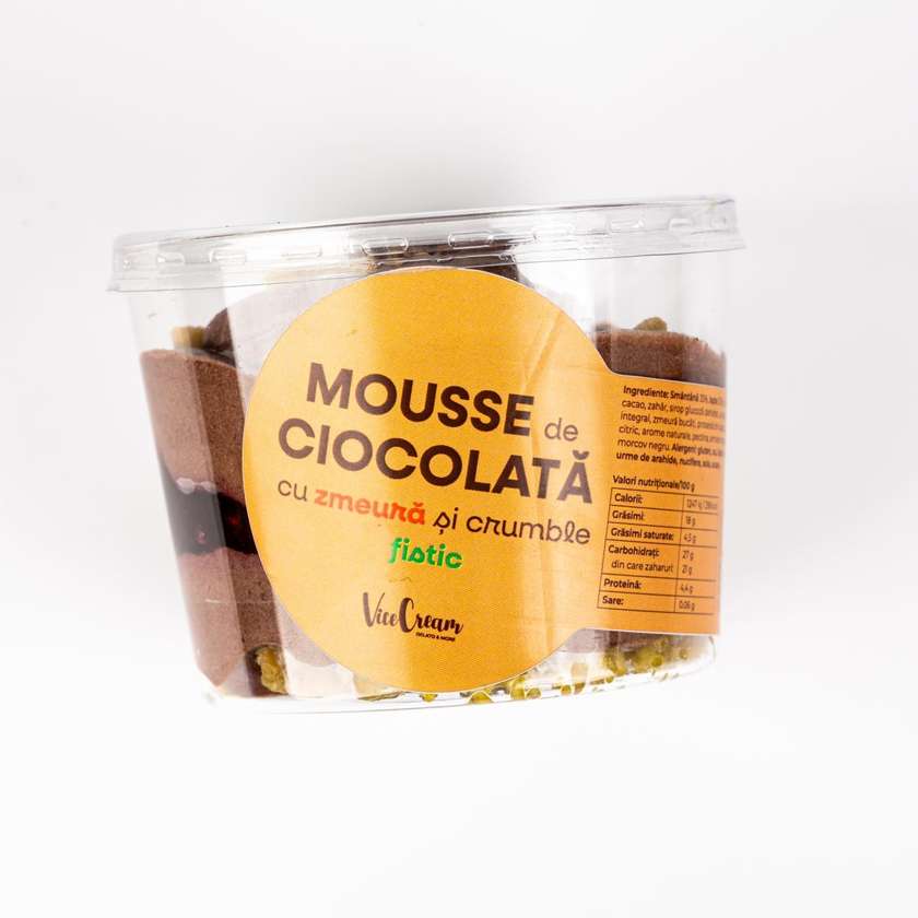 NOU - Mousse de ciocolată cu zmeură și crumble de fistic
