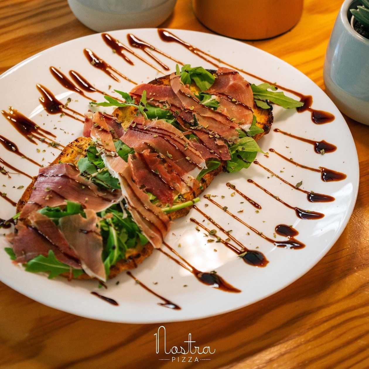 Crostino di Presunto e Mozzarella