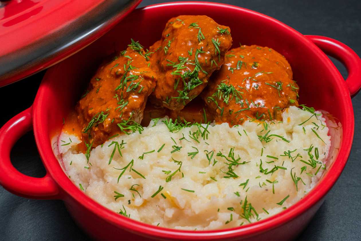 Chifteluțe Marinate Cu Piure