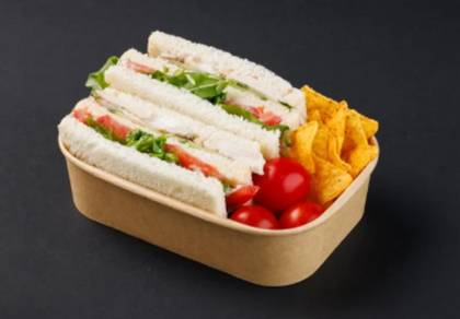 Sandwich caprese cu roșii cherry, ardei