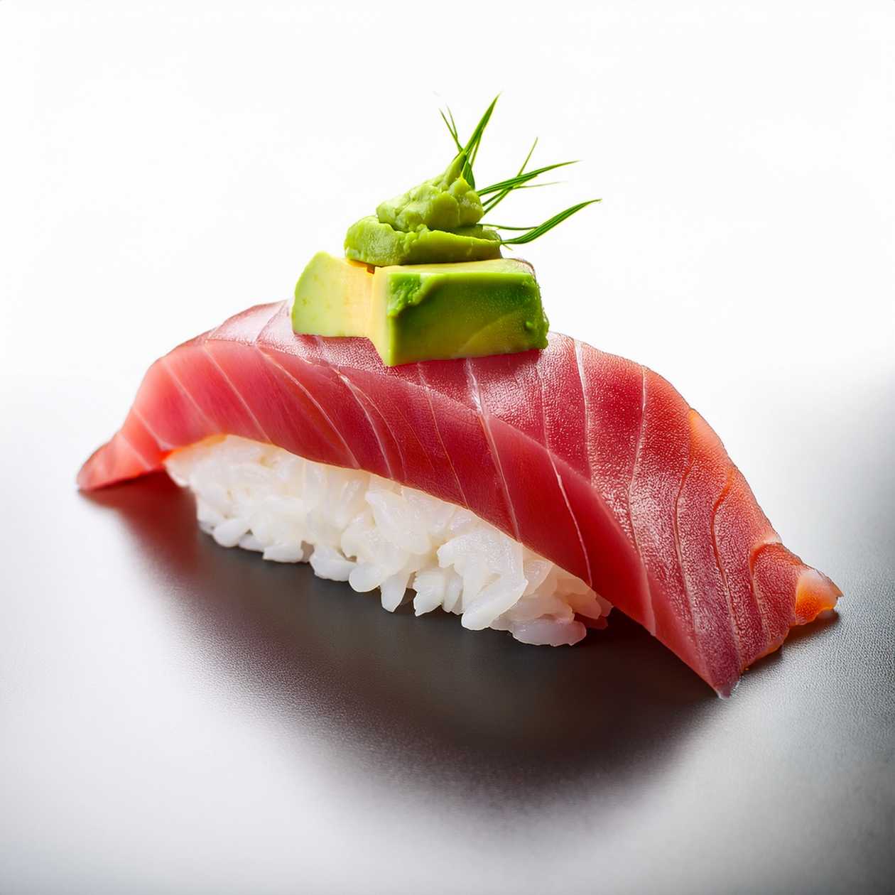 M16. Tuna with Avocado