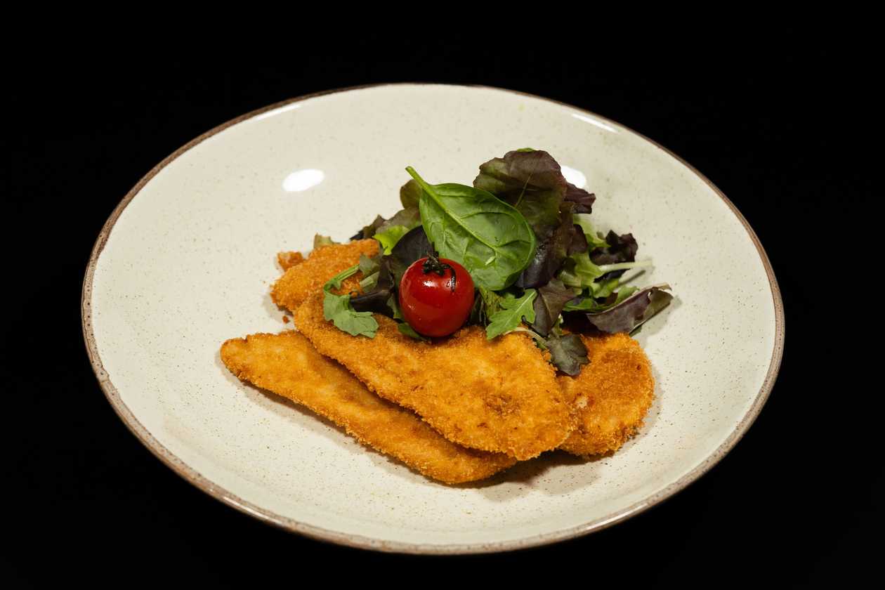 Panko breaded chicken schnitzel 250g 1.3