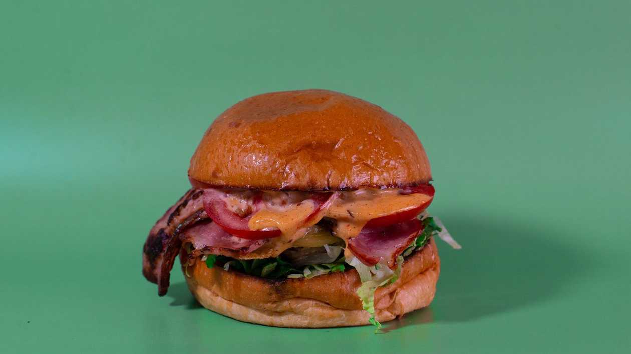 BLT Burger with Spicy Mayo