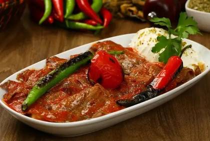 Iskender Kebap de Vită-Berbecuț