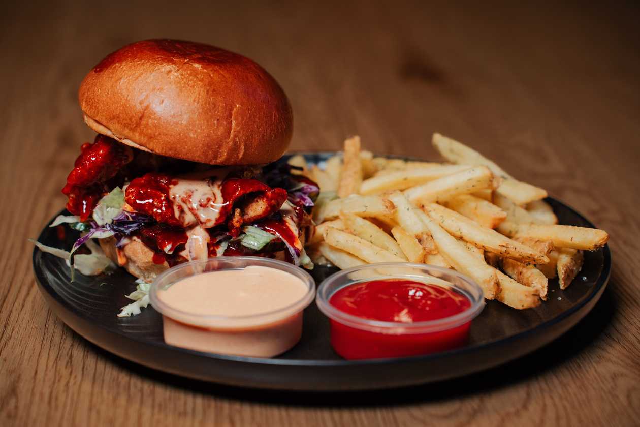 Burgera komplekts Kim-Chi-Kin burger