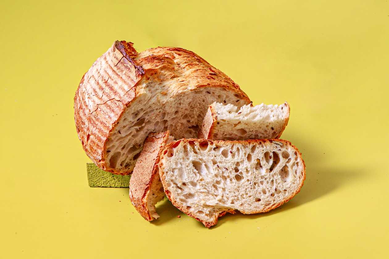 Paine Artizanala cu maia 800g