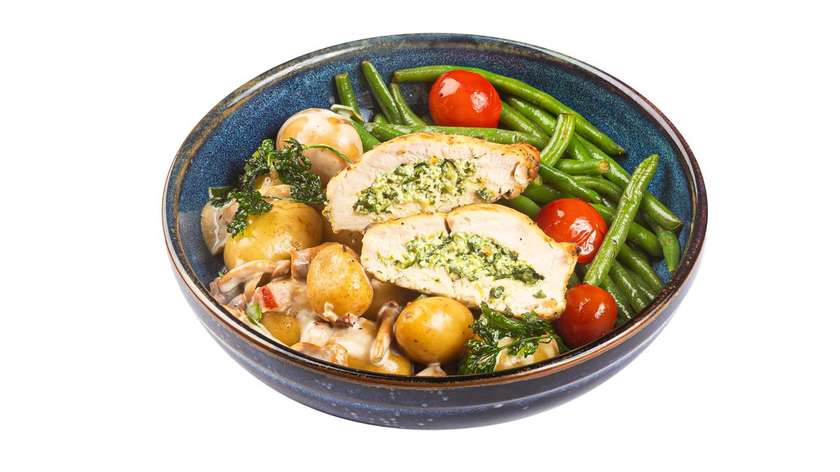 Vištiena su rikota ir špinatais